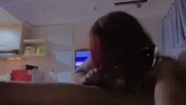 Konten Miss BbyDiya Cewek Semok Kasih Service Enak ke Cowoknya